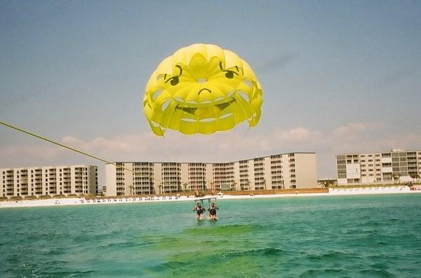 parasailing in Destin,Fl