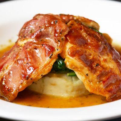 CHICKEN SALTIMBOCCA I LAYERED PROSCIUTTO I SAUTEED SPINACH I MASHED POTATO I LEMON BUTTER SAUCE