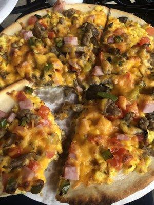 Breakfast pizza