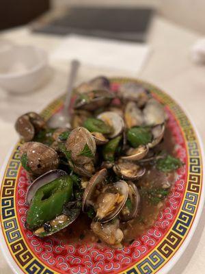 thai basil clam