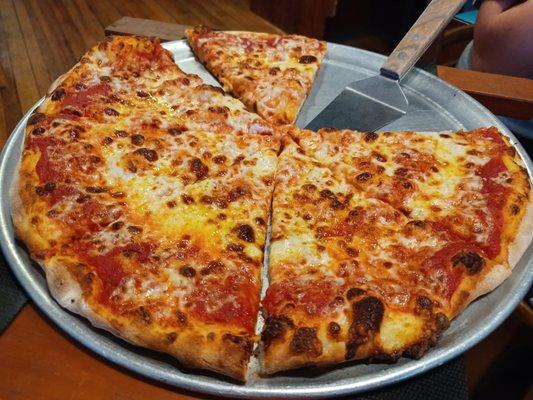 Cheese pizza