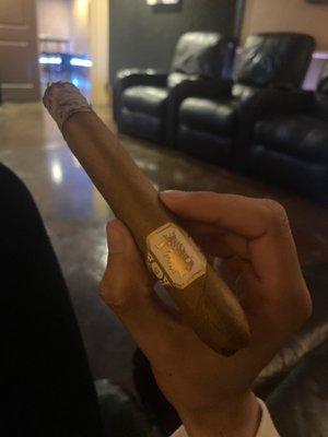 Drew estate undercrown shade