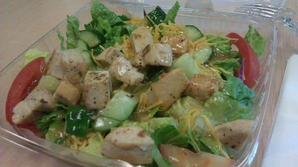 Grilled chicken salad w/ light Italian dressing