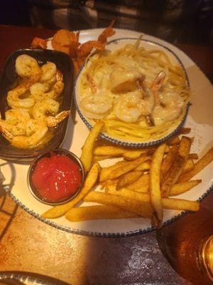 Fries, Walt's Favorite Shrimp Shrimp Linguini Alfredo Garlic Shrimp Scampi