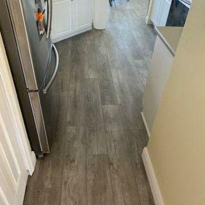 Mohawk LVT flooring in Thatcher Color Helena