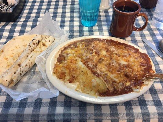 First stop here. Ordered the Mexican Huevos Rqncheros and I'd highly recommend them. Different style than central texas but very good.