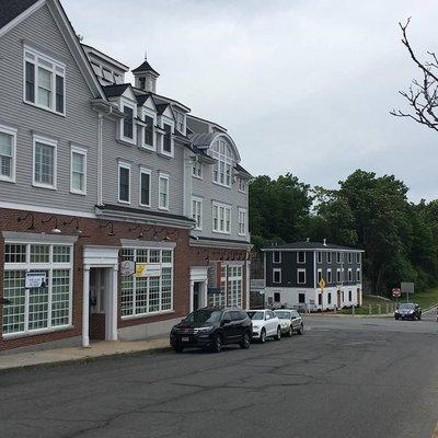 4 Winter Street Unit A Newburyport, MA FOR LEASE