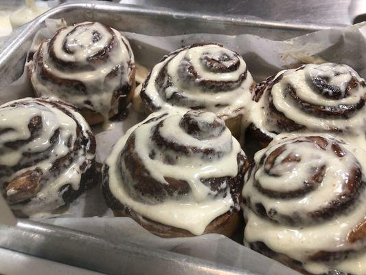 Classic Cinnabon Roll