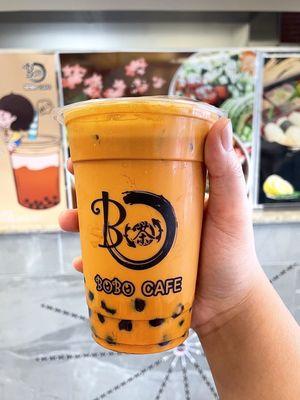 Medium Thai tea w/ boba