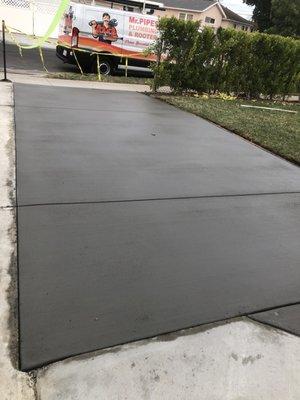 CONCRETE DRIVEWAY EXTENDED