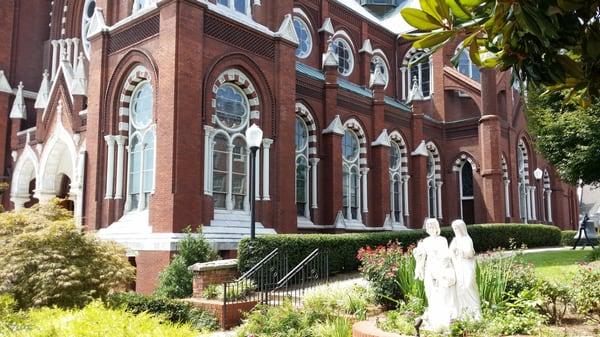 Side entrance to St. Joseph ' s Catholic Church