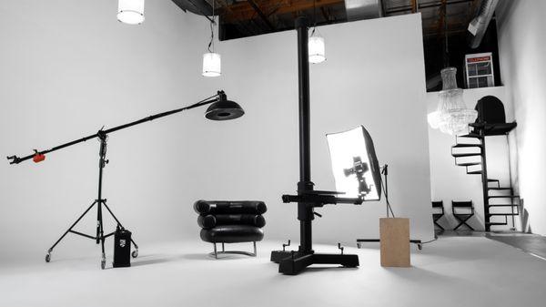 2-Wall Cyclorama Photography Studio