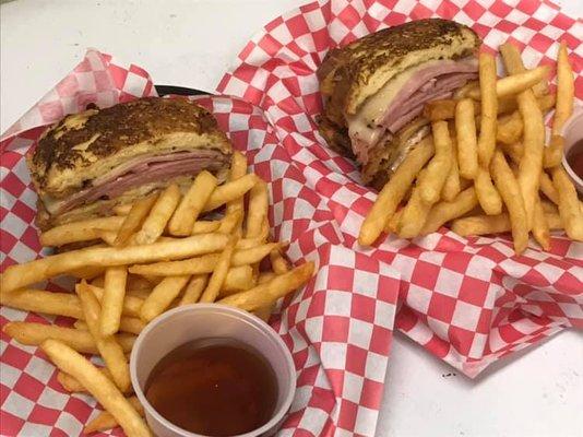 Monte Cristo & Fries.