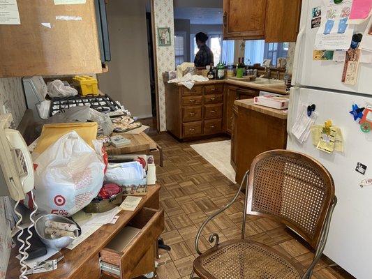 Kitchen at estate clean out befor