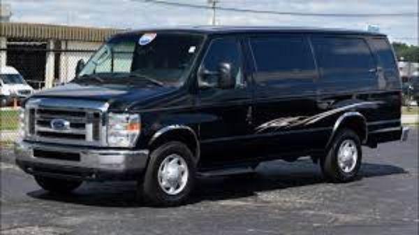 Black shuttle for 7 passengers