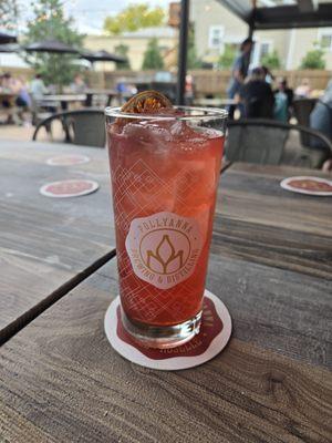 Blackberry whiskey lemonade