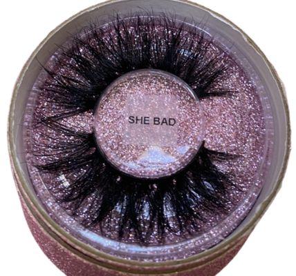 3D mink eyelashes. 25mm long