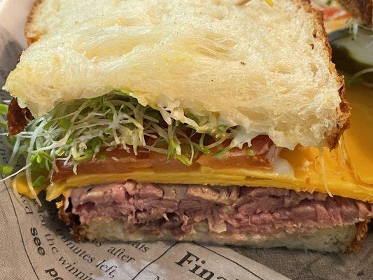 Roast beef and cheddar on Asiago bread