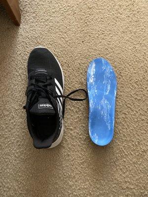 Shoe (to the left ) and orthotic (to the right). This is for a size comparison