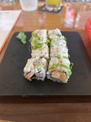 Salmon and cream cheese roll