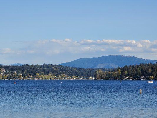 Beautiful view of Lake Sammamish today from the Dock along this trail