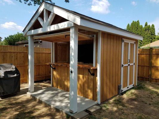 Shed paint job and fence sealing by Anthony and crew.