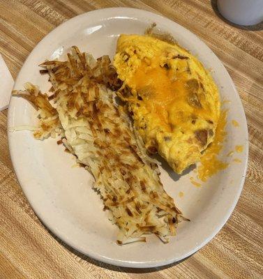 Omelet and hash browns