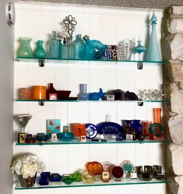 glass shelving for antiques showcase