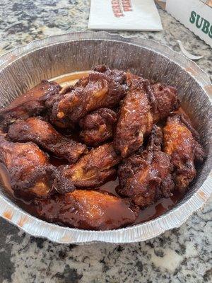 12 traditional bbq wings.