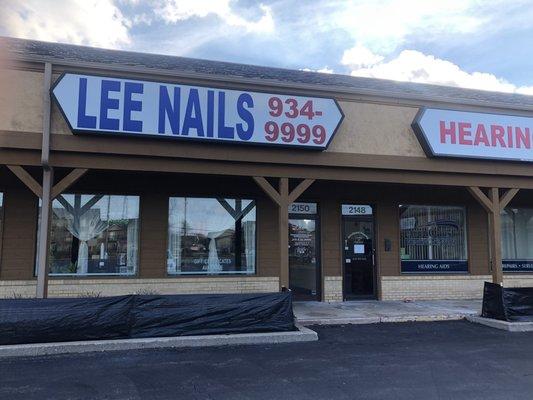 Lee Nails in Highland Indiana on 45th