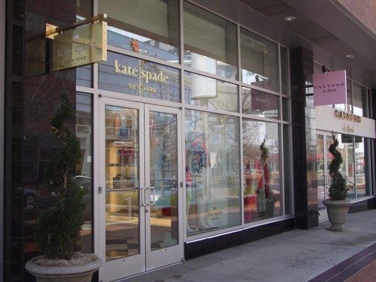 Kate Spade New York DENVER Location storefront Up Close