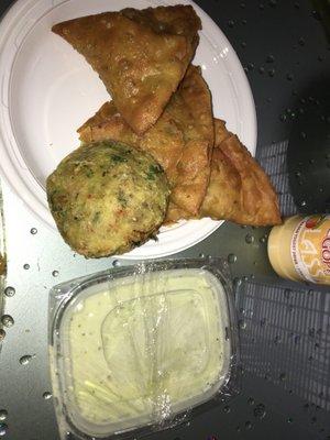 6. Vegetable Samosa 9. Aloo Tikki