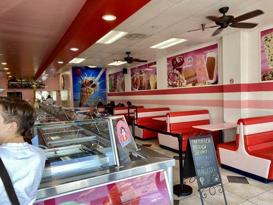 La Michoacana Ice Cream Parlor