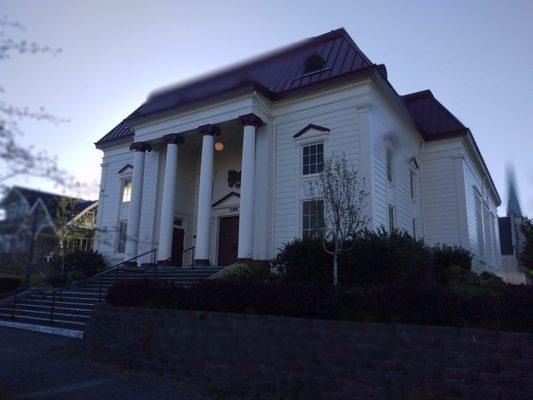 Exterior of the beautiful Driftwood Playhouse