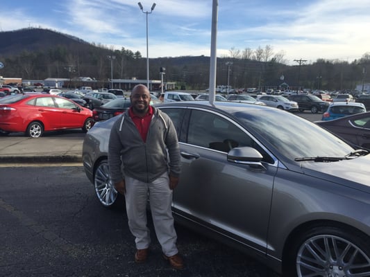 Marc Roland one of the sales Professionals at King Ford Lincoln of Lenoir.