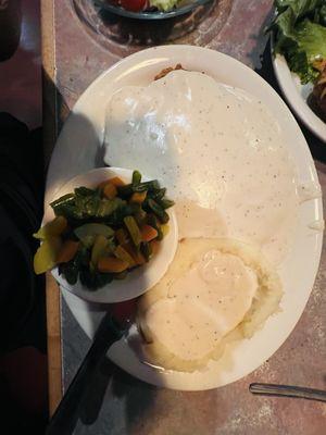 Country fried steak dinner was HUGE and was very good!