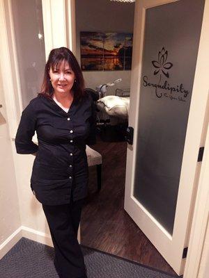 Meet Barbara! (Owner / Esthetician), who has over 25 years experience transforming skin.  Call her and schedule a complimentary consult.