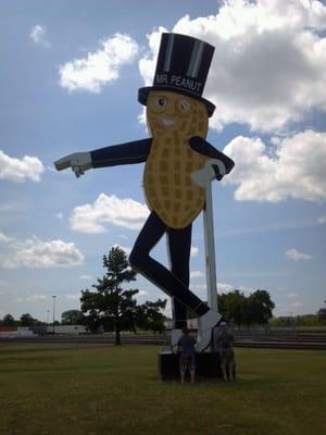 Mr. Peanut sign