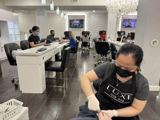 Luxe Nail Bar