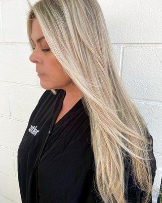 Lived in blonde at Cutler Salon West Hollywood. A deeper root melt with painted balayage and highlights. #livedinblonde