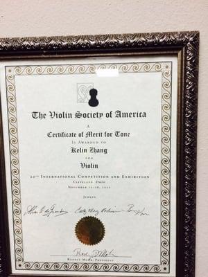 Kelin's handmade violin won an award for tone from the Violin Society of America in competition with other makers.