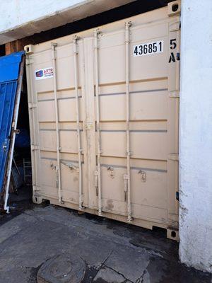 10 x 10 storage containers for rent