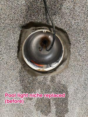 This light niche needed to be replaced.