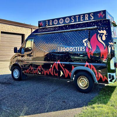 3 Roooster Food Truck