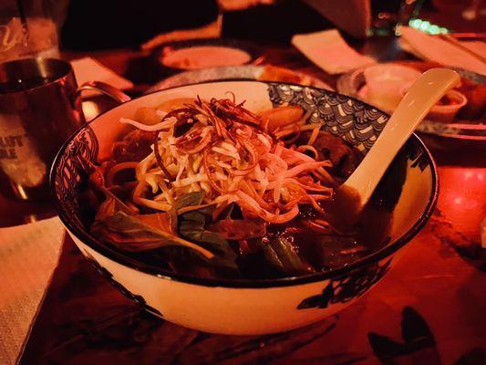 Bun Bo Hue (Central Vietnamese Spicy Soup)