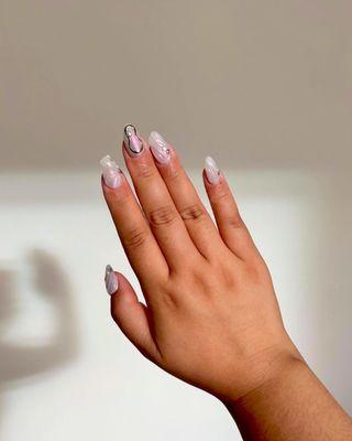 Seashells nails design