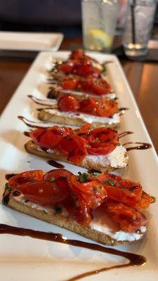 Goat cheese bruschetta