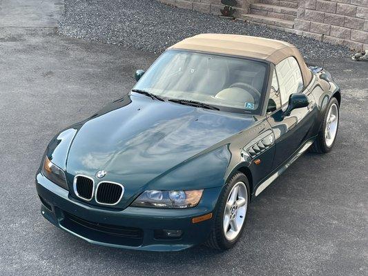 IGL Poly ceramic coating on this Beautiful BMW Z3