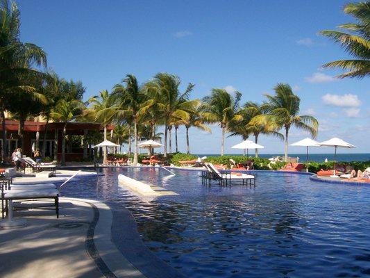 Zoetry pool, Punta Cana, Caribbean Islands all inclusive resort