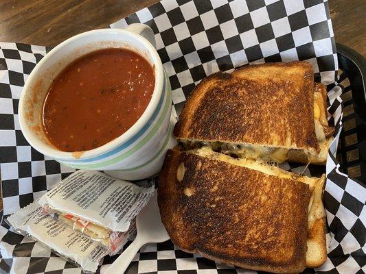 Brisket grilled cheese combo